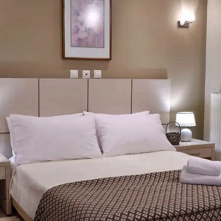 Four Seasons Hotel 3*