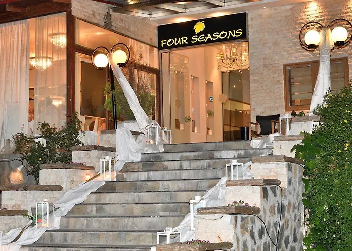 Four Seasons Trílofon