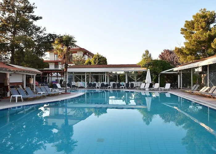 Hotel Four Seasons 3*