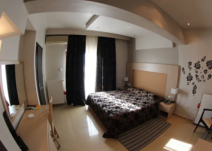 Four Seasons 3* Trílofon