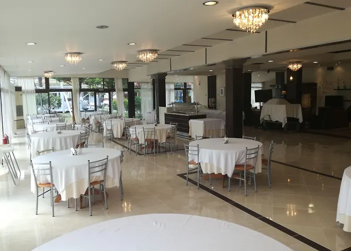 Four Seasons Hotell Trílofon