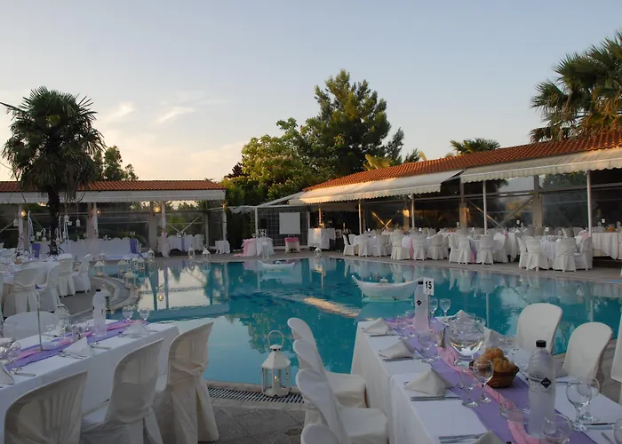 Hotell Four Seasons Trílofon