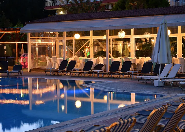 Four Seasons 3* Trílofon