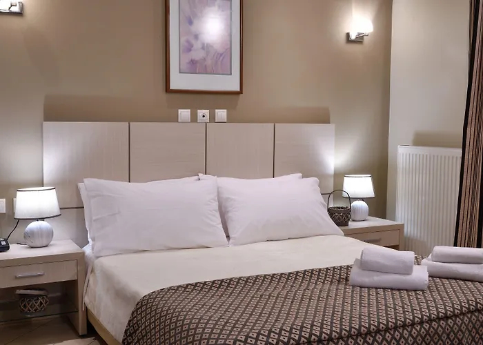 Four Seasons Hotel 3*