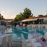 Hotel Four Seasons Trílofon