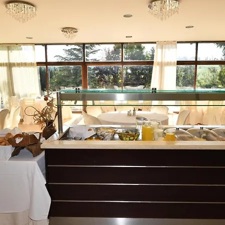 Four Seasons Hotel