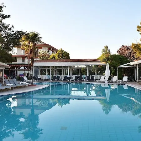 Hotel Four Seasons 3*