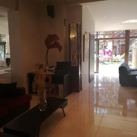 فندق Four Seasons تريلوفون