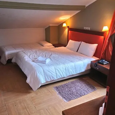 Four Seasons Trilofo (Thessaloniki)