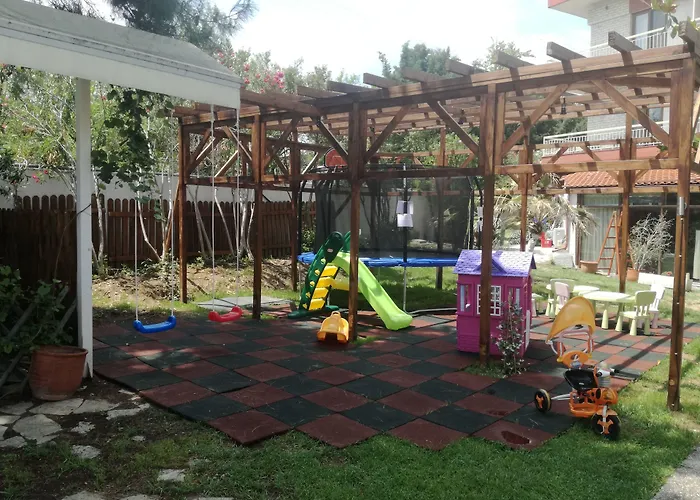 Four Seasons Отель Трилофон